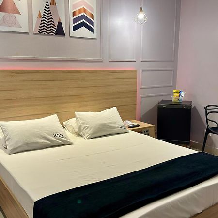 Top'S Motel (Adults Only) จาคารี ภายนอก รูปภาพ